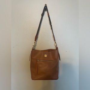 COPY - Dooney & Bourke oversized crossbody